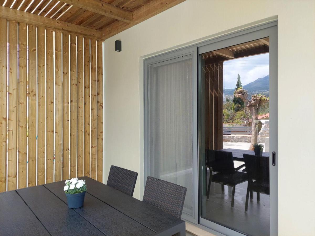 Rea'S Luxury Apartments Stoupa Bagian luar foto