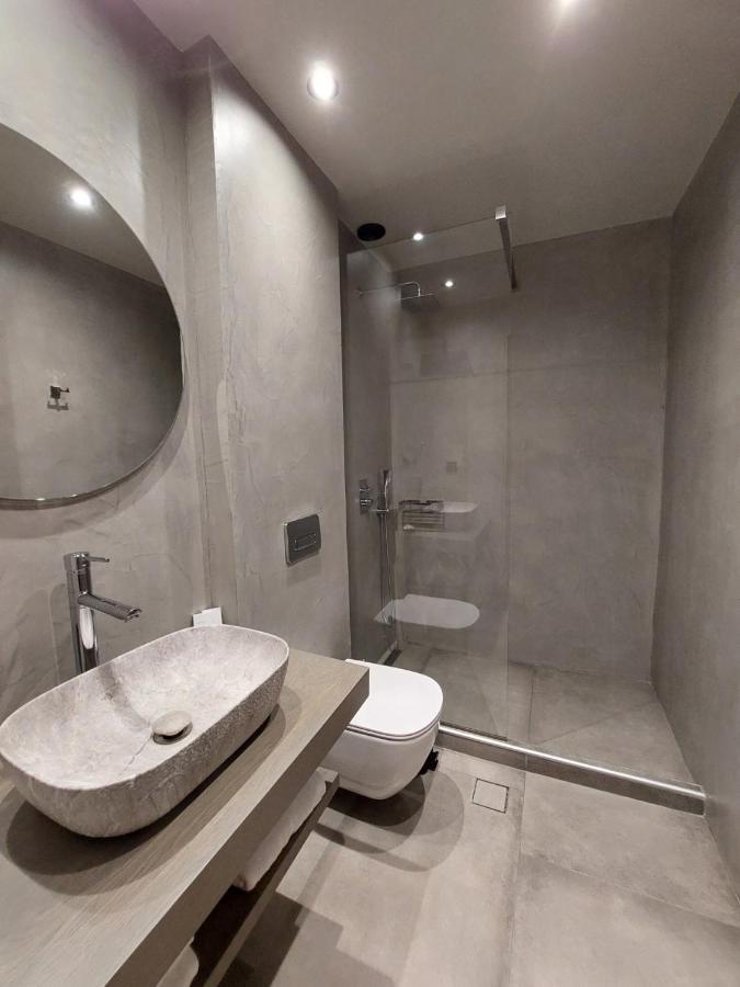 Rea'S Luxury Apartments Stoupa Bagian luar foto
