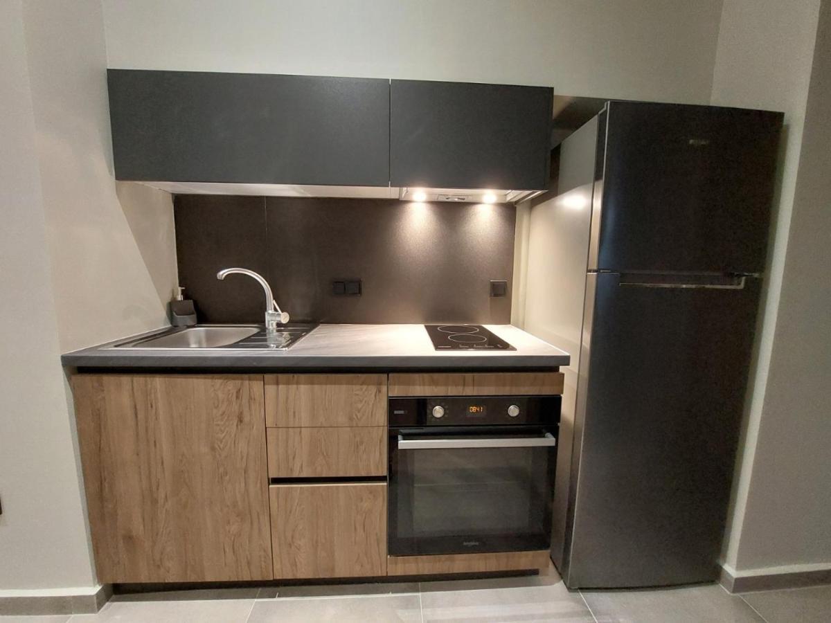 Rea'S Luxury Apartments Stoupa Bagian luar foto