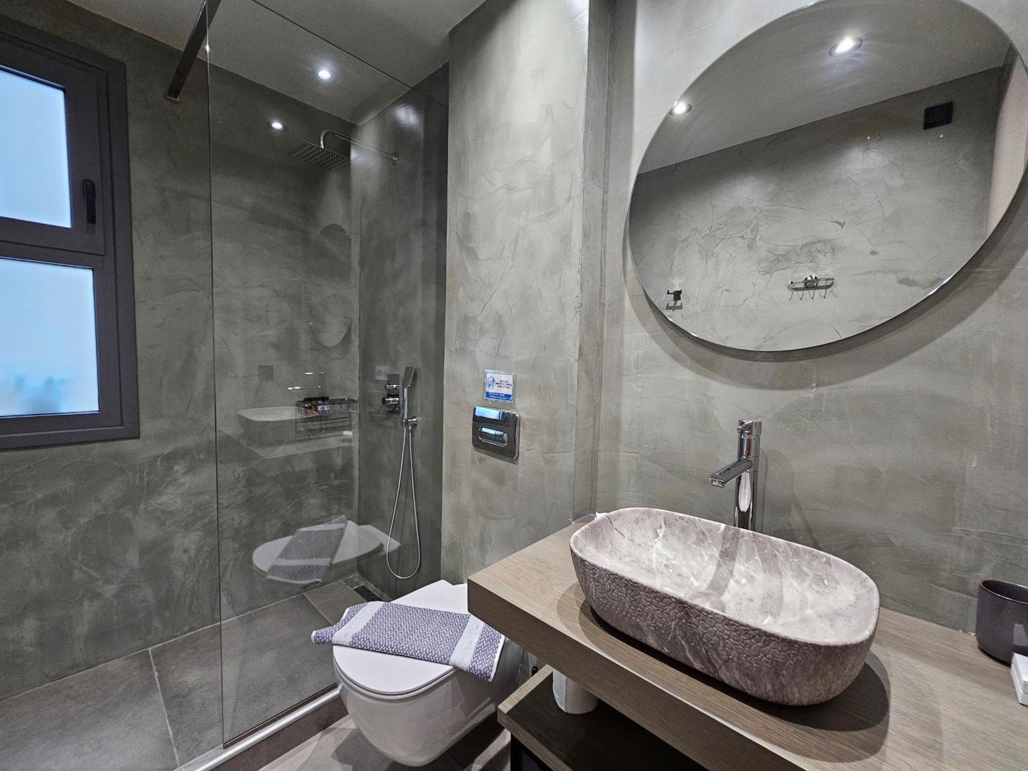 Rea'S Luxury Apartments Stoupa Bagian luar foto