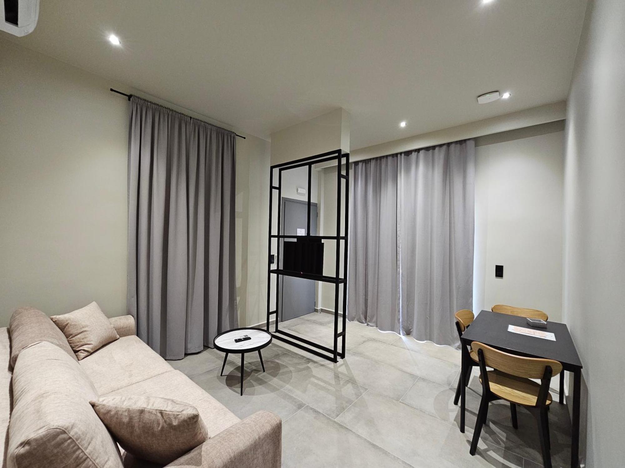 Rea'S Luxury Apartments Stoupa Bagian luar foto