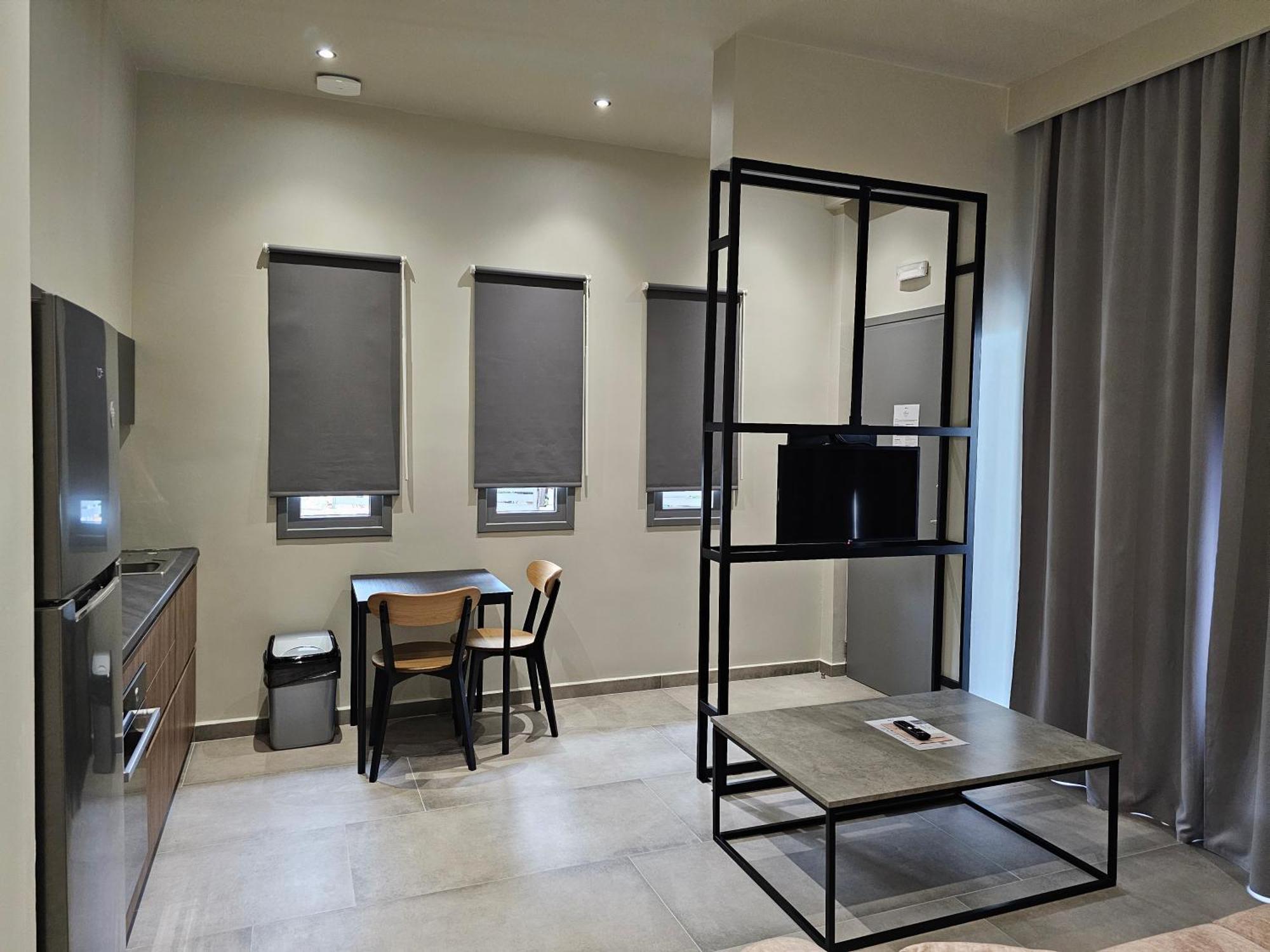 Rea'S Luxury Apartments Stoupa Bagian luar foto